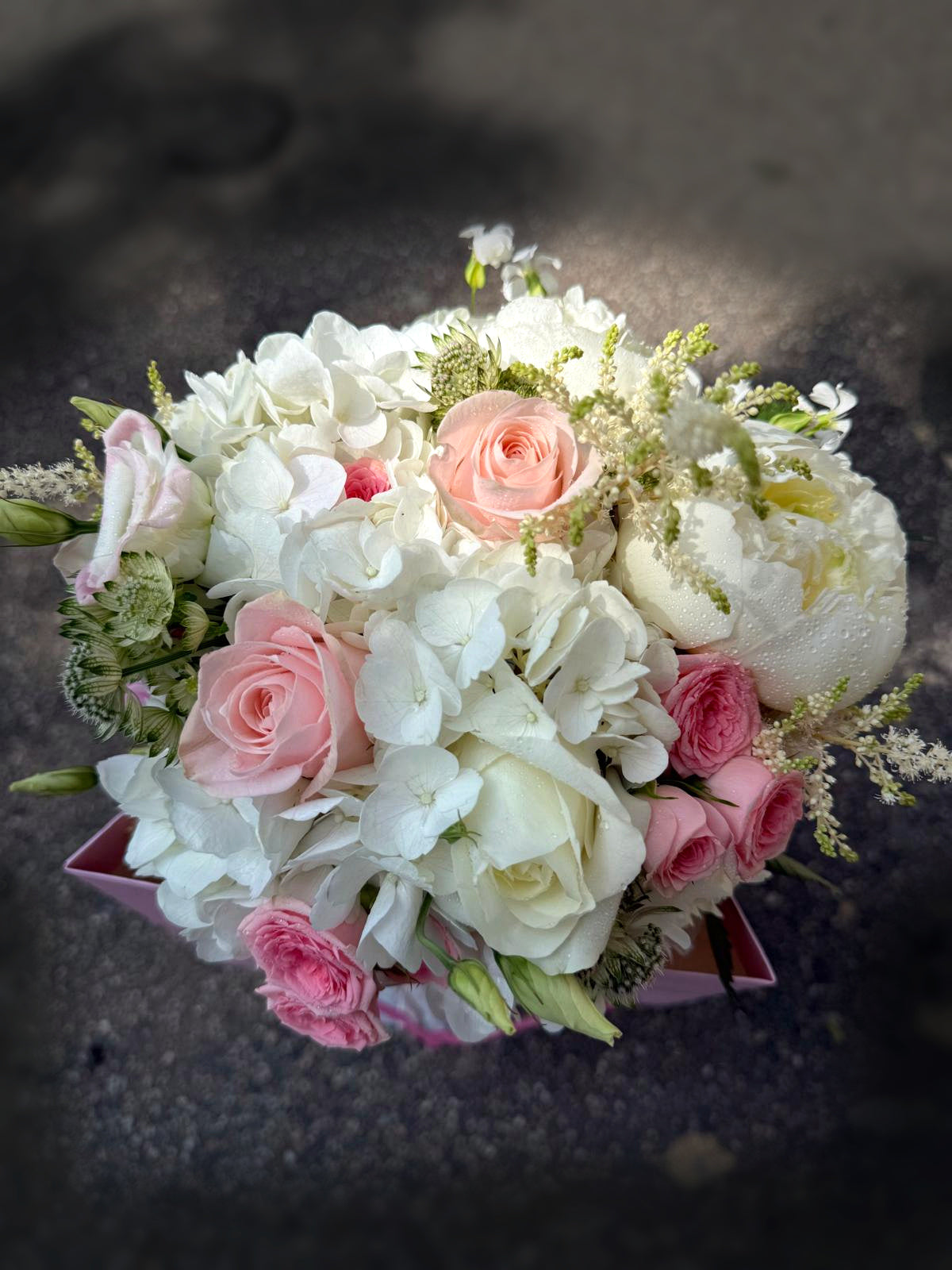 Aranjament White Blush Box