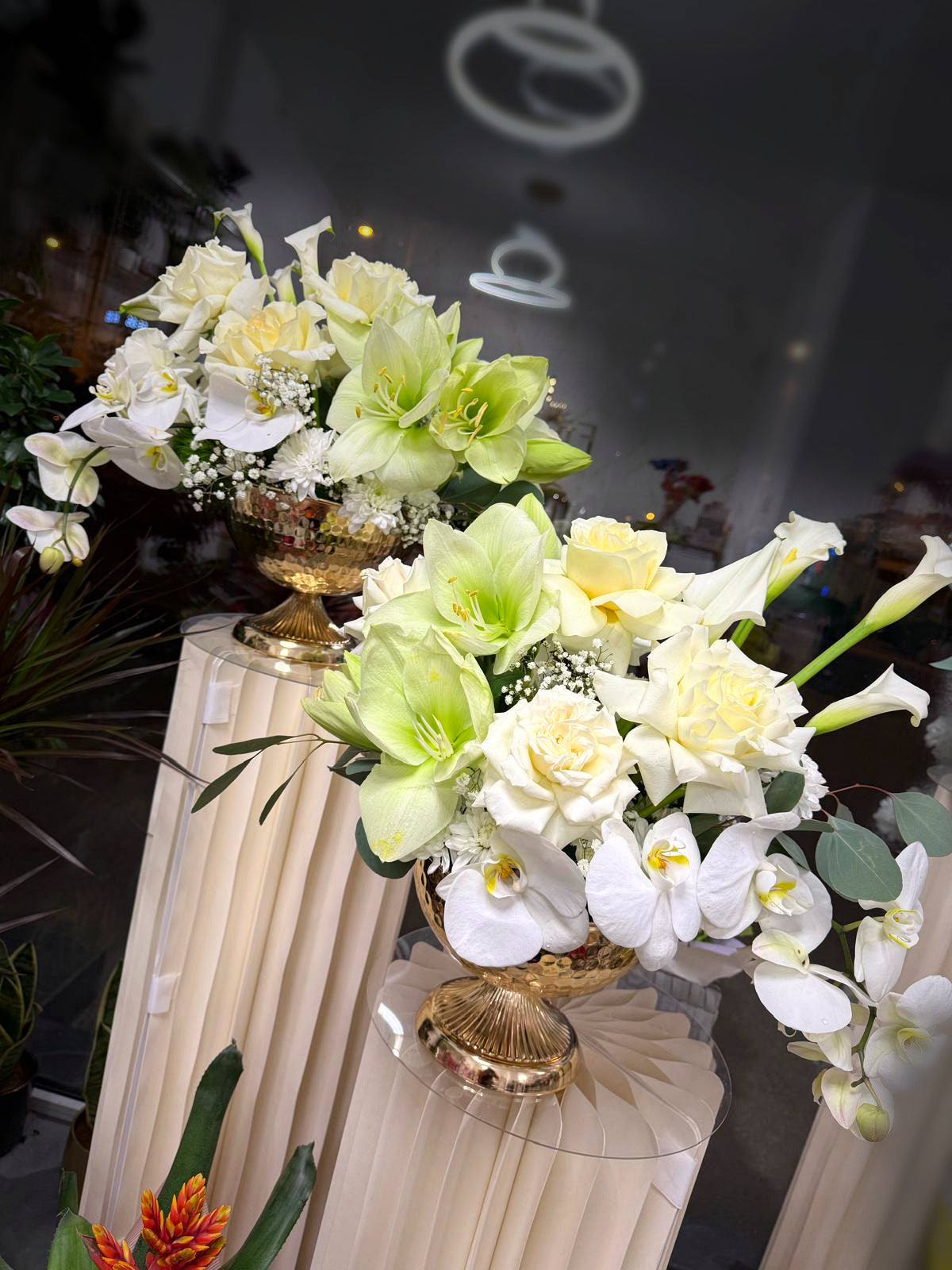 Aranjament White Amaryllis
